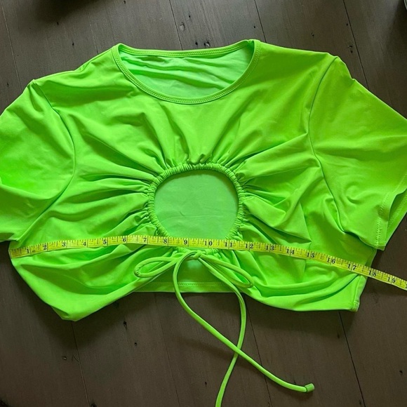 SKIMS Bikini and Tankini Bright Lime Top - Picture 5 of 6